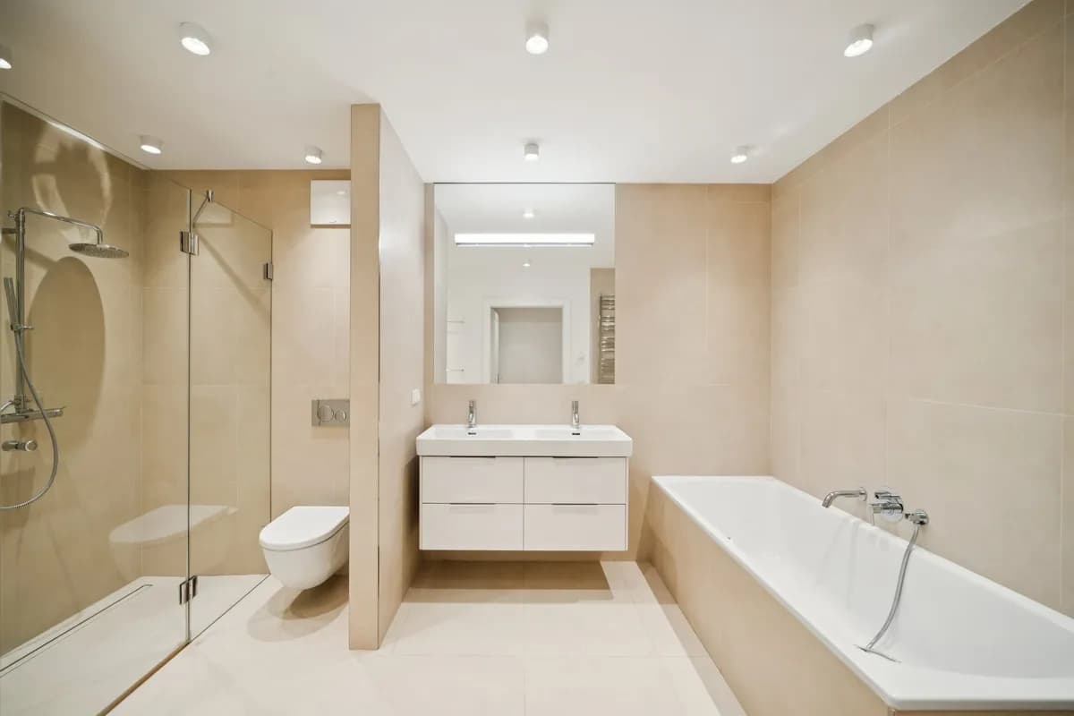 4-Zimmer-Wohnung mieten in Wien – 110 m², € 2.786 – Bild 3 von 12