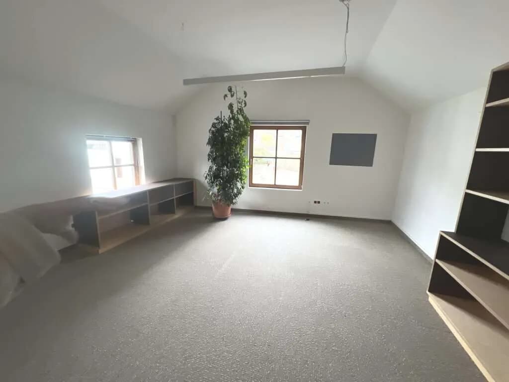 Gewerbeimmobilie mieten in Mödling – 95 m², € 1.834 – Bild 5 von 6
