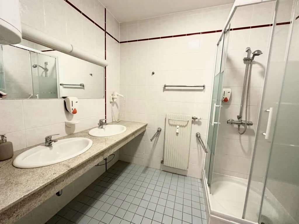 Gewerbeimmobilie kaufen in Wiener Neustadt Land – 636 m², € 1.790.000 – Bild 13 von 47