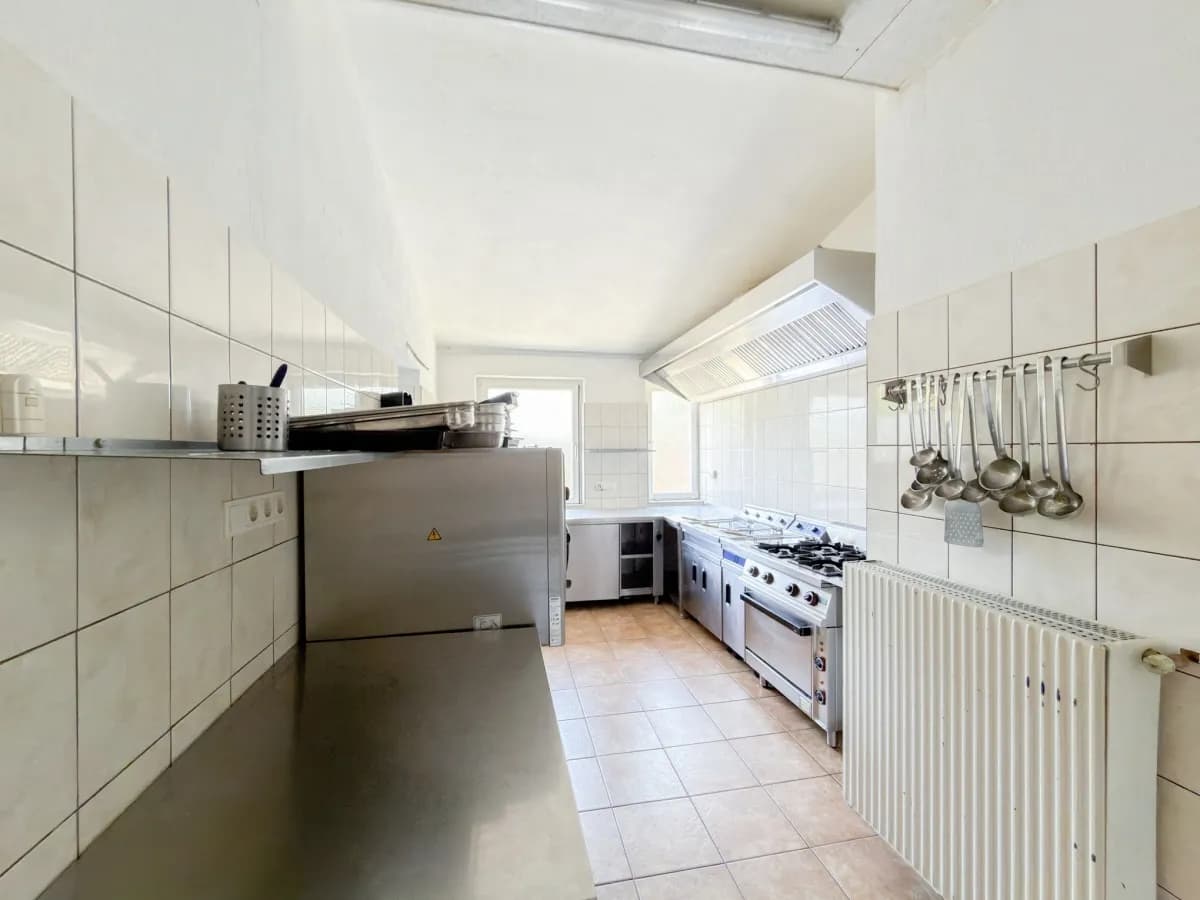 Gewerbeimmobilie kaufen in Baden – 577 m², € 559.000 – Bild 4 von 22