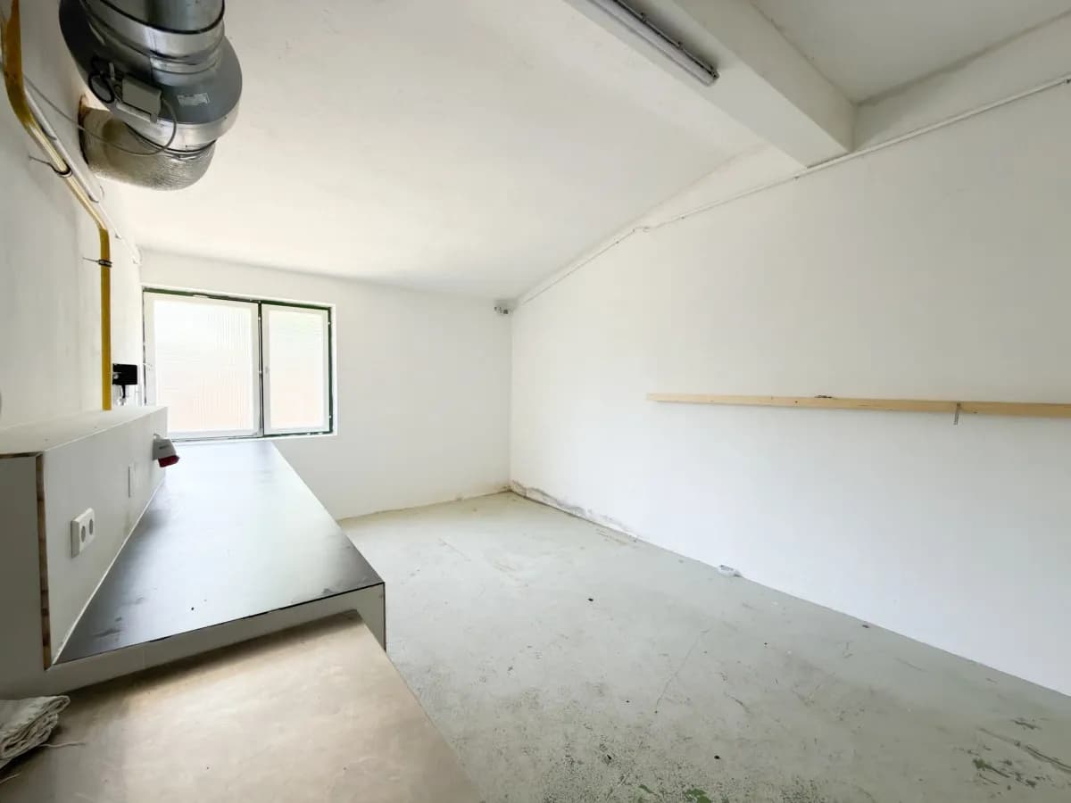Gewerbeimmobilie kaufen in Baden – 577 m², € 559.000 – Bild 5 von 22