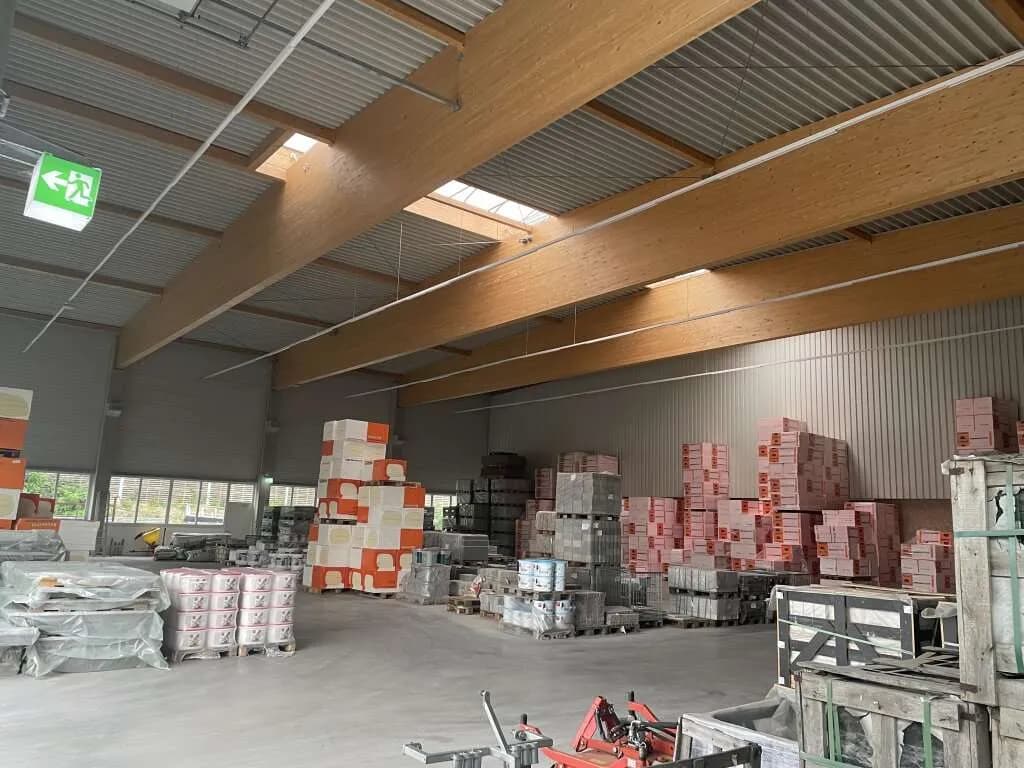 Gewerbeimmobilie mieten in Linz Land – 986 m², € 8.190 – Bild 2 von 2