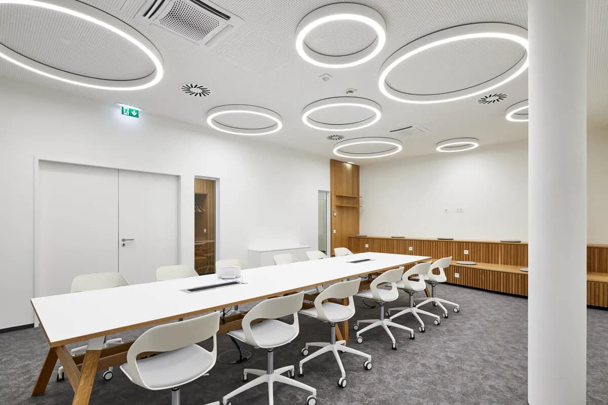 Gewerbeimmobilie mieten in Wien – 2 797 m², € 57.059 – Bild 3 von 6