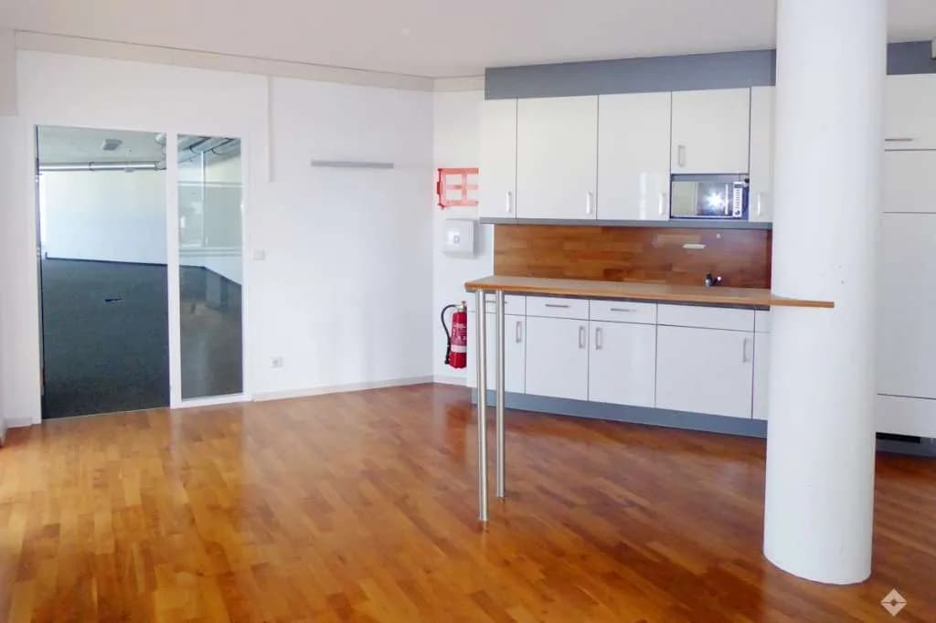 Gewerbeimmobilie mieten in Salzburg Stadt – 226 m², € 3.164 – Bild 6 von 7
