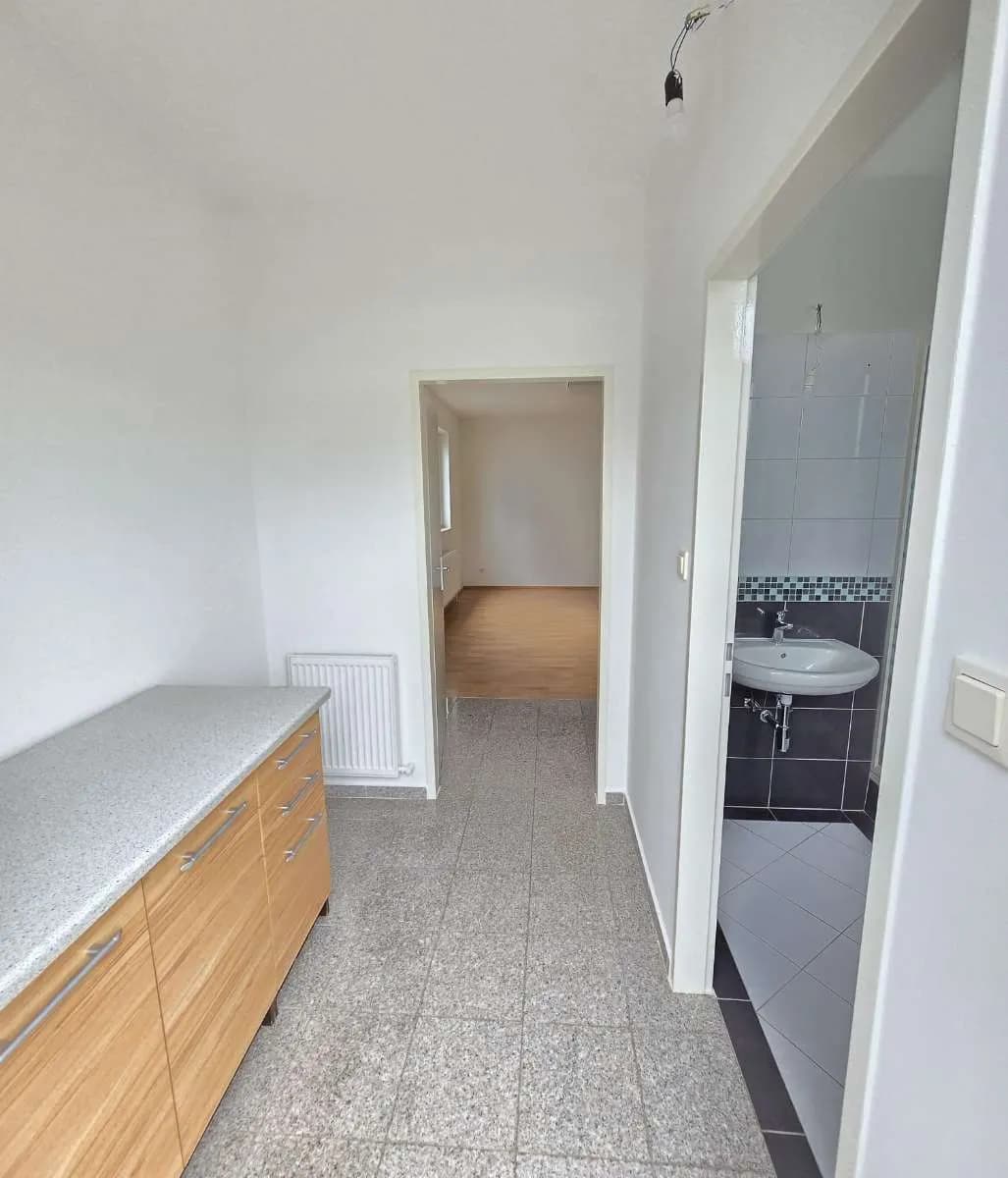 1-Zimmer-Gewerbeimmobilie mieten in Korneuburg – 30 m², € 599