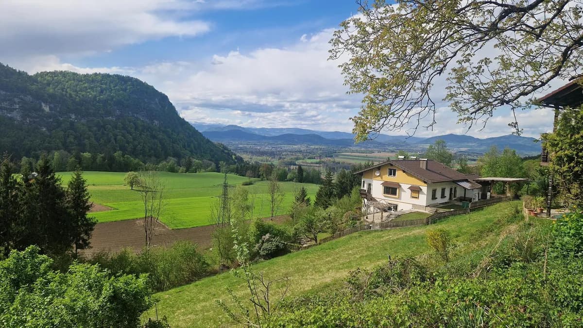 Grundstück kaufen in Klagenfurt Land – 1 214 m², € 87.000