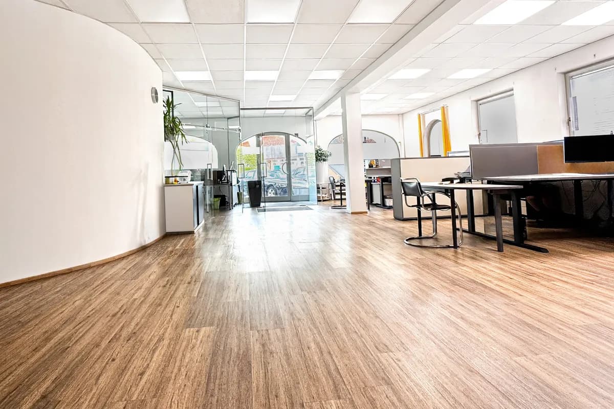 Gewerbeimmobilie mieten in Kitzbühel – 232 m², € 3.772 – Bild 2 von 7