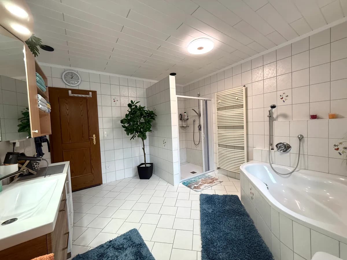 6-Zimmer-Haus kaufen in Leoben – 370 m², € 349.000 – Bild 8 von 16