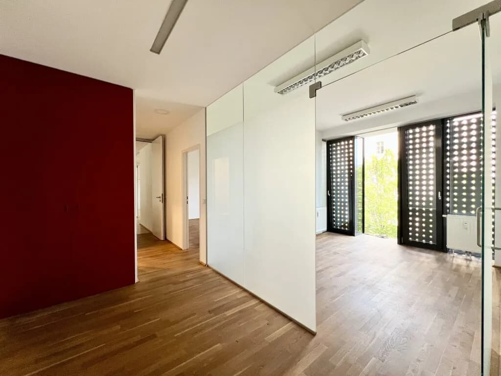 Gewerbeimmobilie mieten in Wels – 162 m², € 2.364
