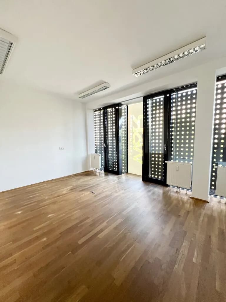 Gewerbeimmobilie mieten in Wels – 162 m², € 2.364 – Bild 8 von 8