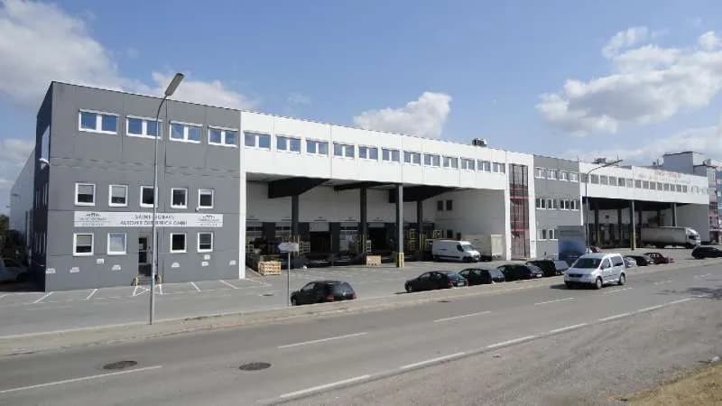 Gewerbeimmobilie mieten in Mödling – 136 m², € 1.698 – Bild 2 von 4