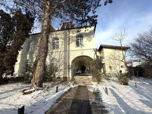 Haus kaufen in Baden – 310 m², € 1.600.000