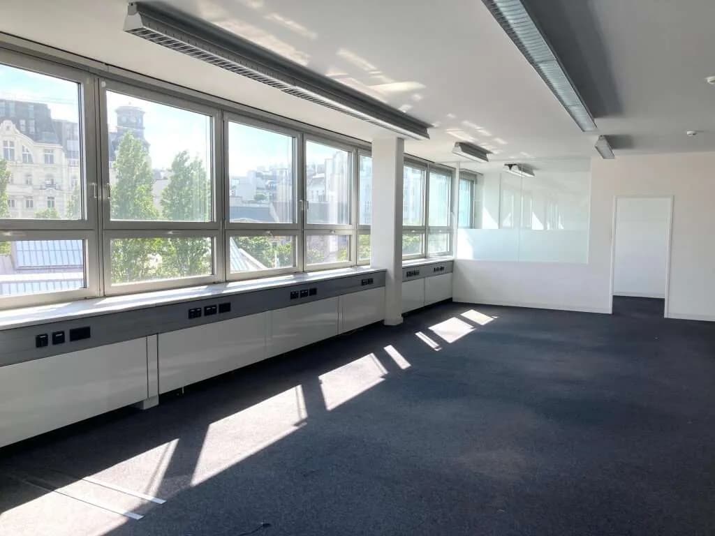 Gewerbeimmobilie mieten in Wien – 1 333 m², € 32.659 – Bild 10 von 21
