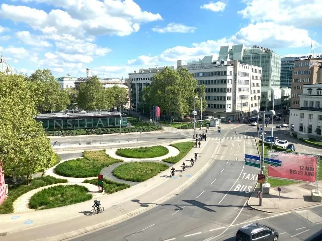 Gewerbeimmobilie mieten in Wien – 1 333 m², € 32.659 – Bild 13 von 21