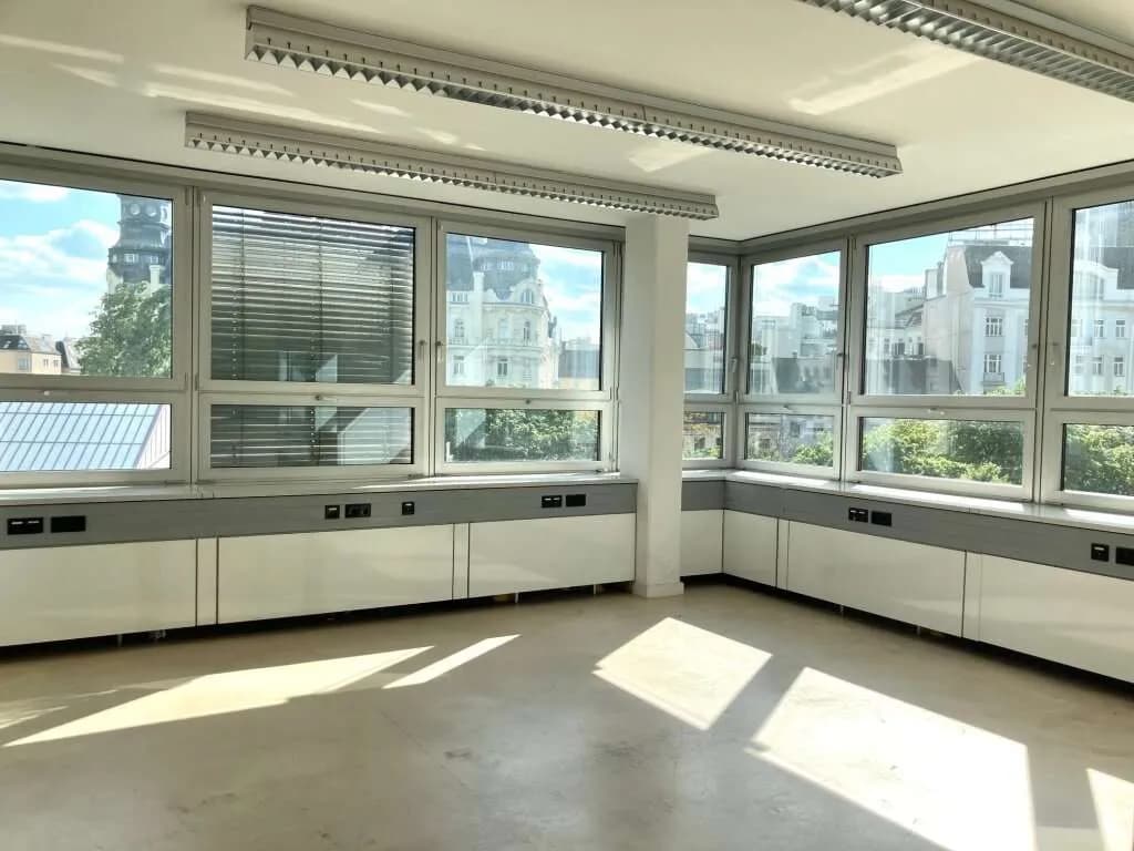 Gewerbeimmobilie mieten in Wien – 1 333 m², € 32.659 – Bild 16 von 21