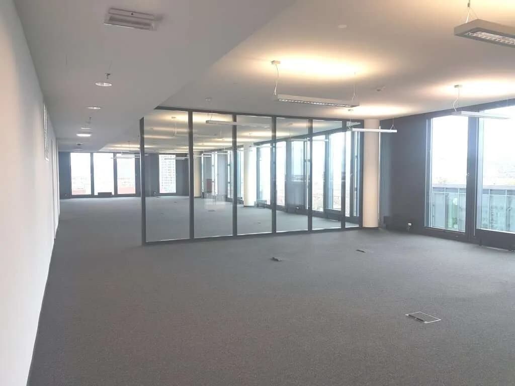 Gewerbeimmobilie mieten in Wien – 1 330 m², € 28.856