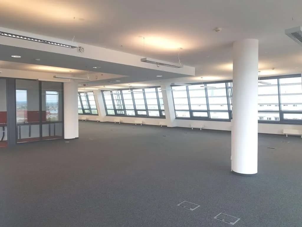 Gewerbeimmobilie mieten in Wien – 1 330 m², € 28.856 – Bild 2 von 12