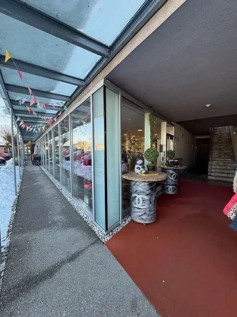 Gewerbeimmobilie mieten in Vöcklabruck – 215 m², € 4.389