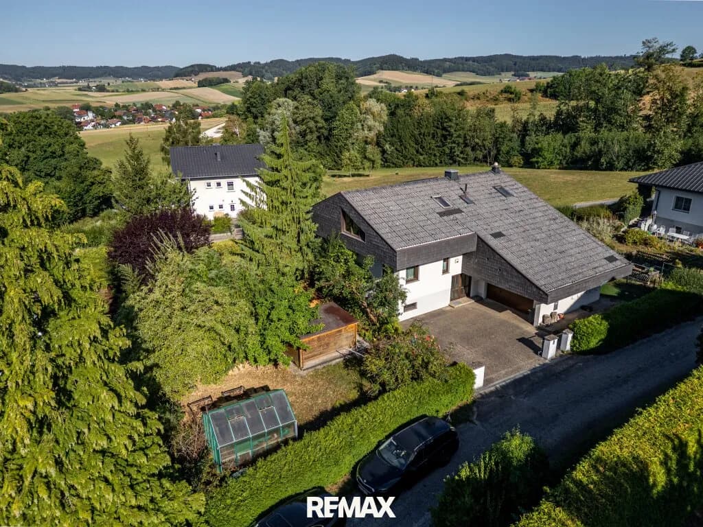 5-Zimmer-Haus kaufen in Vöcklabruck – 135 m², € 310.000