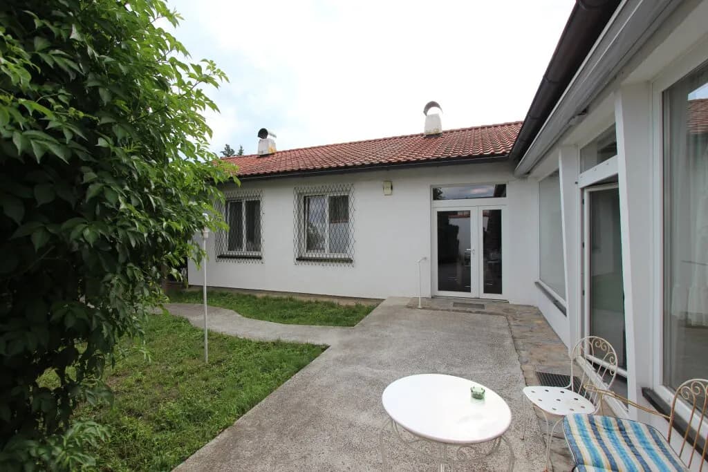 Haus kaufen in Wiener Neustadt – 199,33 m², € 620.000 – Bild 11 von 22