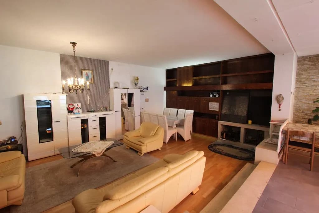 Haus kaufen in Wiener Neustadt – 199,33 m², € 620.000 – Bild 13 von 22