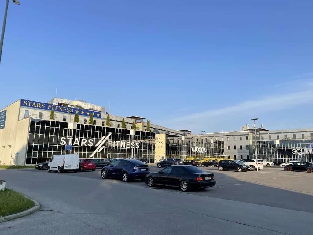 Gewerbeimmobilie mieten in Wien – 93 m², € 1.190
