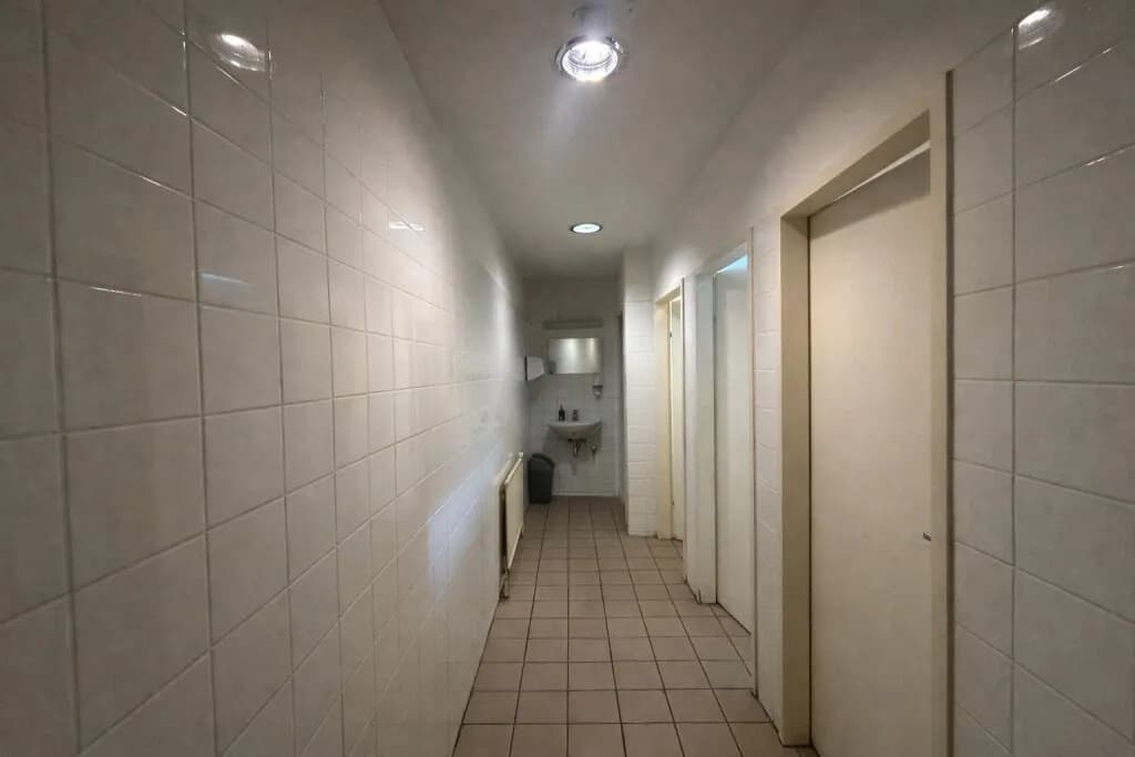 24-Zimmer-Gewerbeimmobilie mieten in Wien – 530 m², € 5.000 – Bild 15 von 20