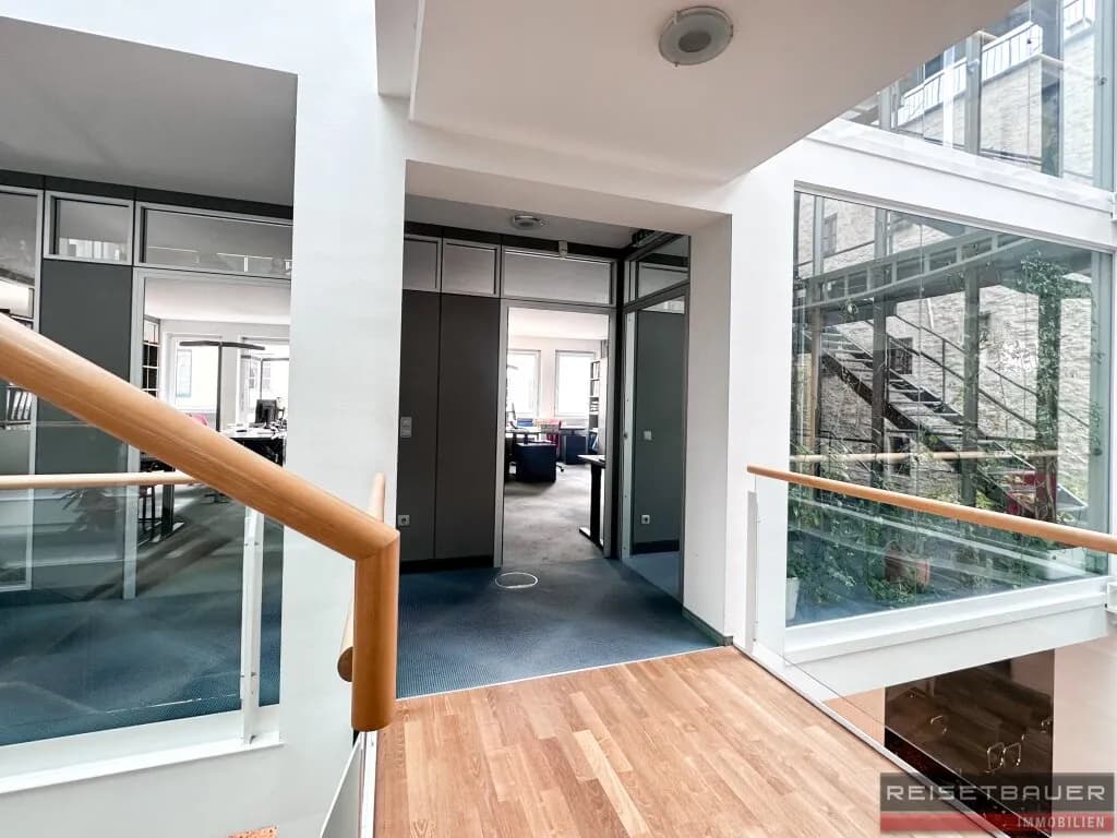 Gewerbeimmobilie mieten in Linz – 973 m², € 10.560