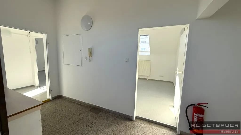 15-Zimmer-Gewerbeimmobilie mieten in Linz – 514 m², € 4.415 – Bild 24 von 40