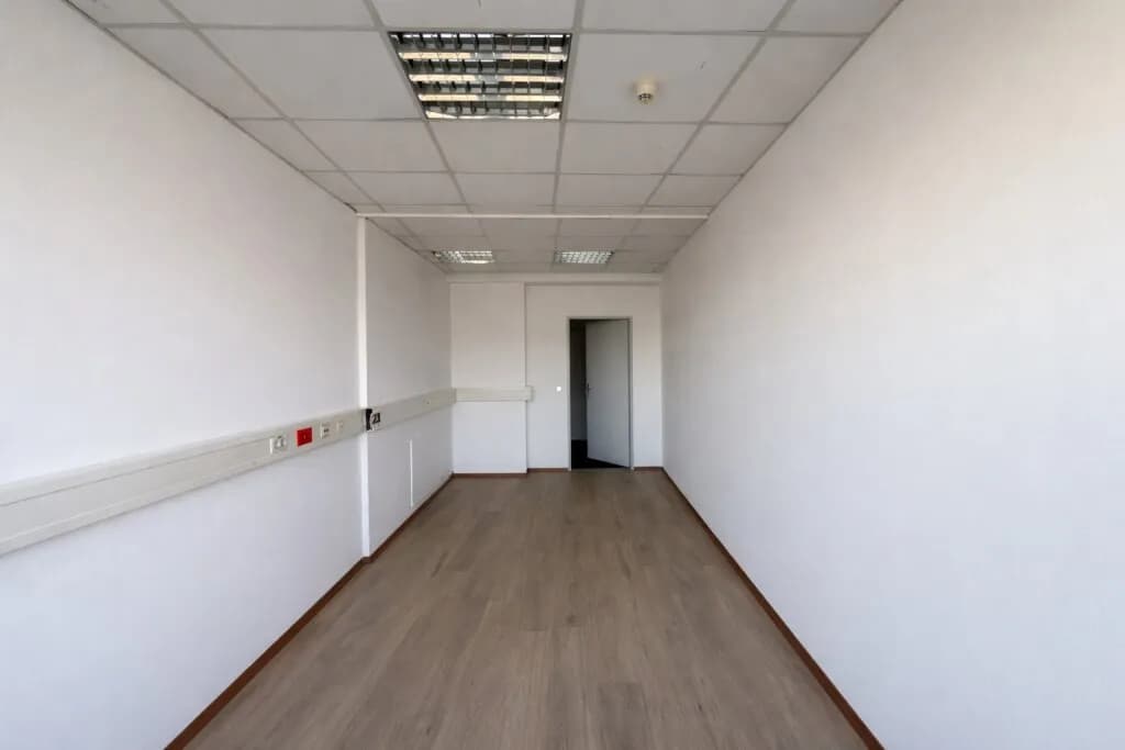 24-Zimmer-Gewerbeimmobilie mieten in Wien – 1 060 m², € 10.000 – Bild 10 von 22