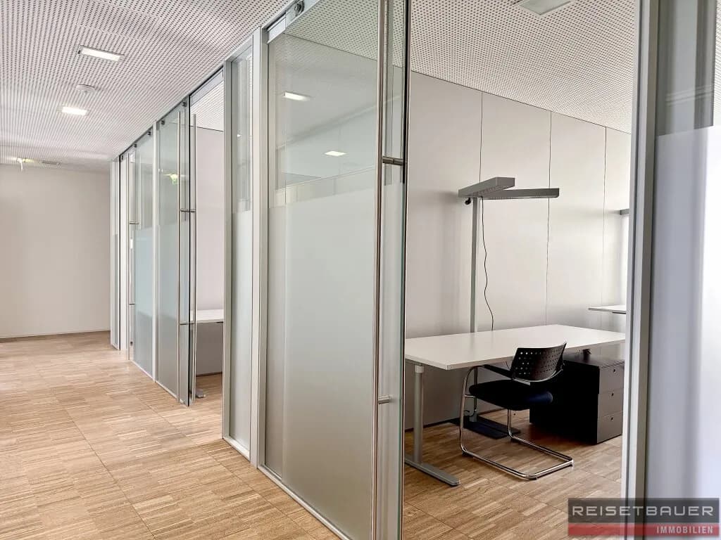 Gewerbeimmobilie mieten in Linz – 1 795 m², € 19.465 – Bild 9 von 30