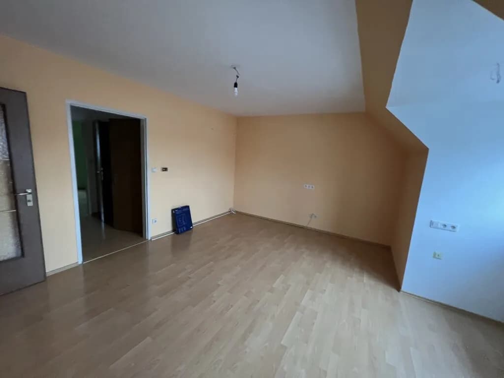 2-Zimmer-Wohnung mieten in Horn – 61,5 m², € 544