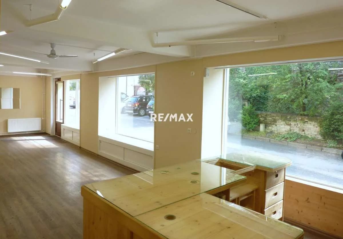Gewerbeimmobilie mieten in Lienz – 145 m², € 1.667 – Bild 2 von 3