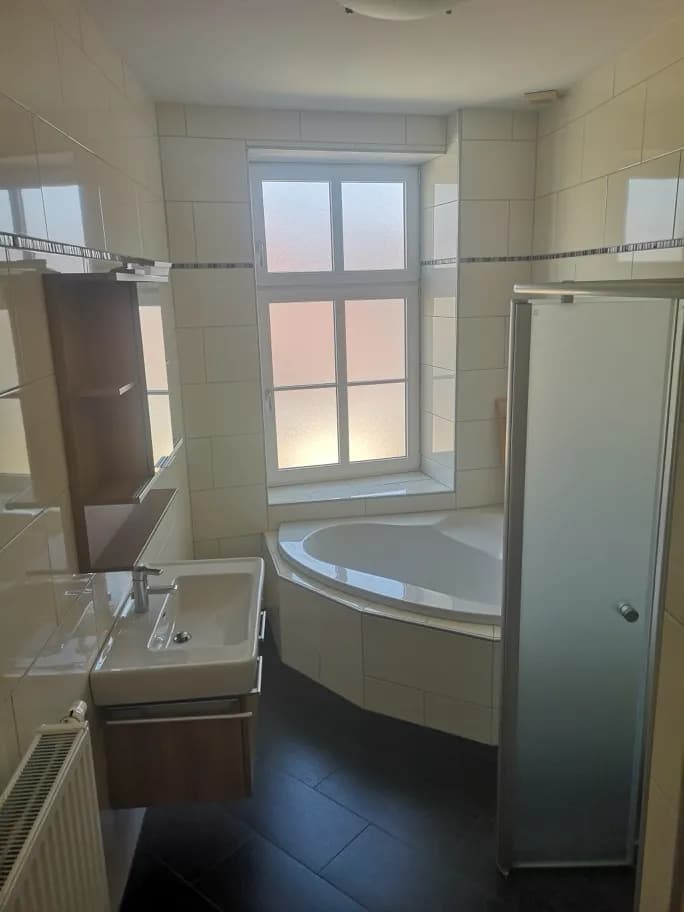 5-Zimmer-Wohnung mieten in Waidhofen an der Thaya – 150 m², € 895 – Bild 14 von 16