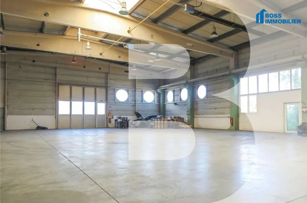 Gewerbeimmobilie mieten in Linz Land – 1 560 m²