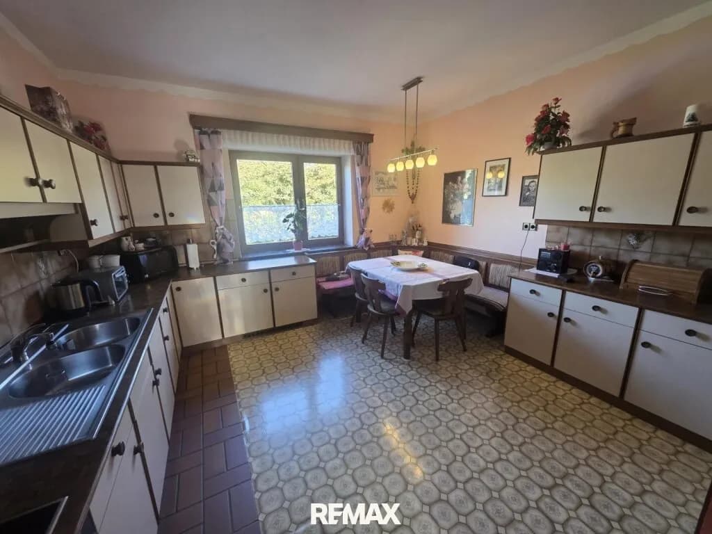 8-Zimmer-Haus kaufen in Deutschlandsberg – 240 m², € 395.000 – Bild 3 von 31