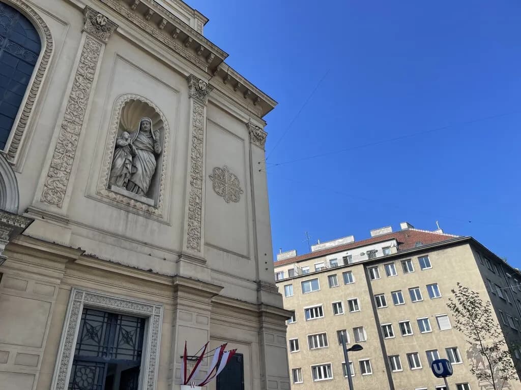 2-Zimmer-Wohnung kaufen in Wien – 60 m², € 328.000 – Bild 2 von 23