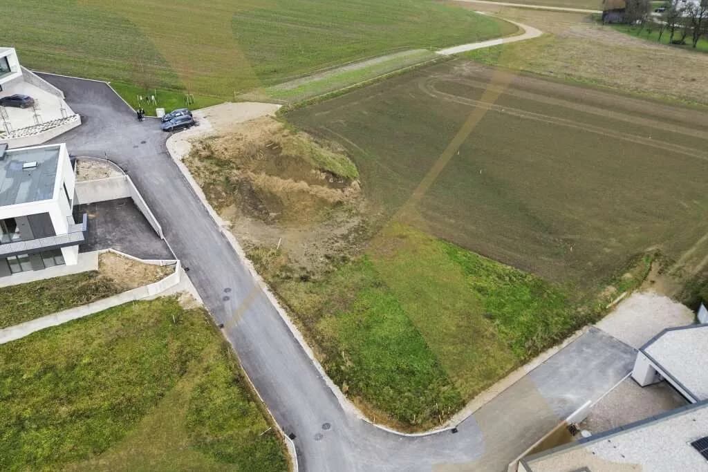 Grundstück kaufen in Wels-Land – 893 m²