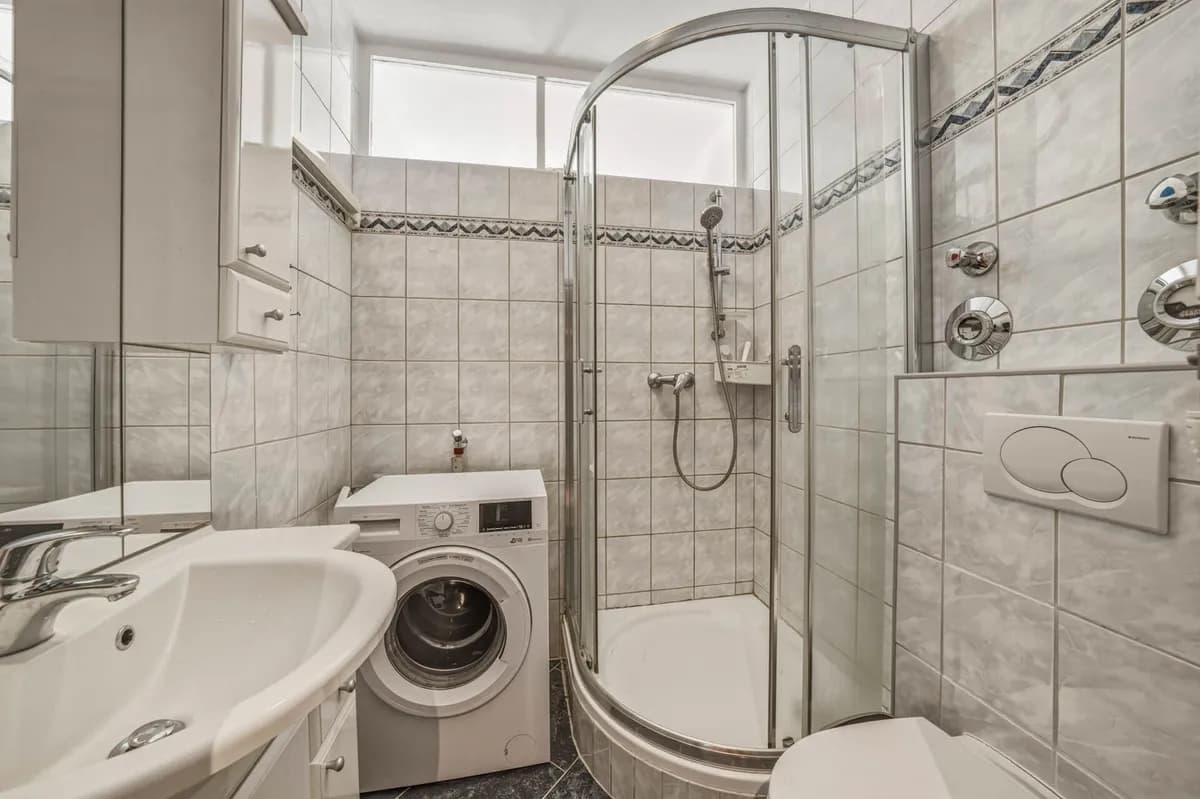 1-Zimmer-Wohnung kaufen in Innsbruck – 29 m², € 190.000 – Bild 14 von 21