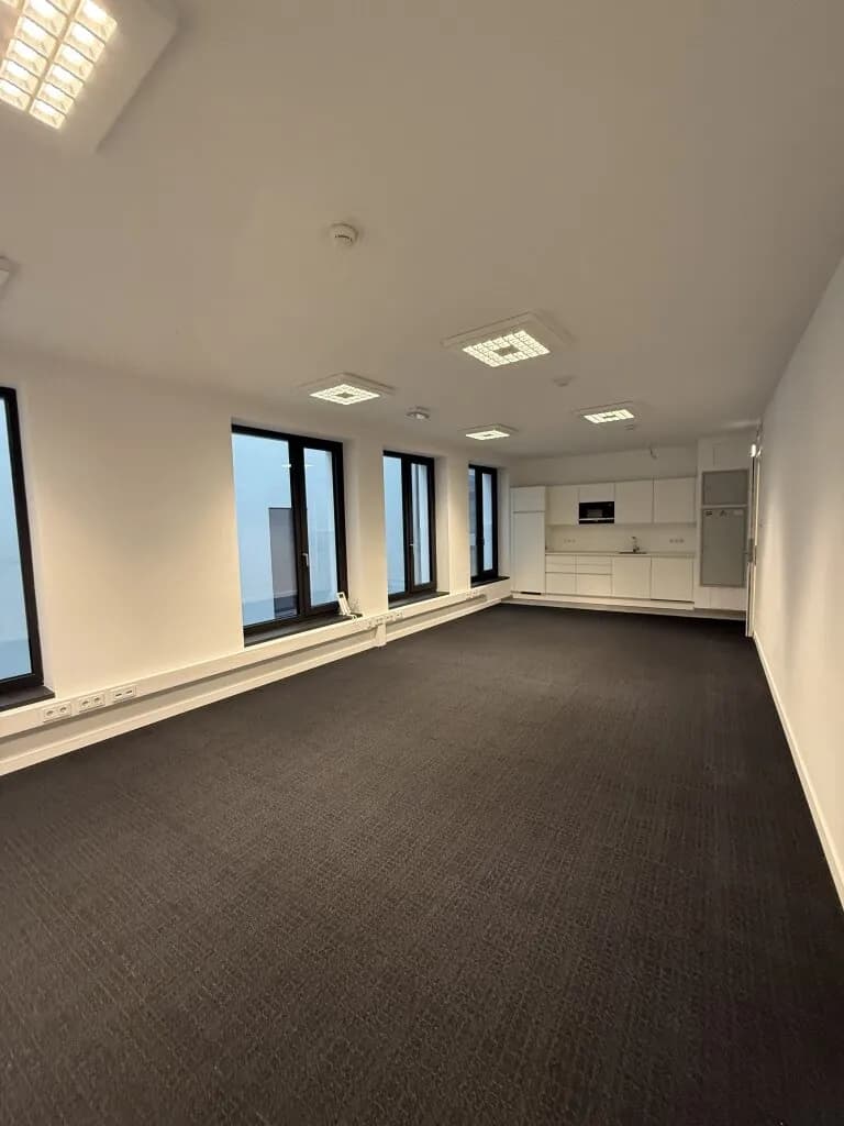 Gewerbeimmobilie mieten in Linz – 245 m² – Bild 8 von 11