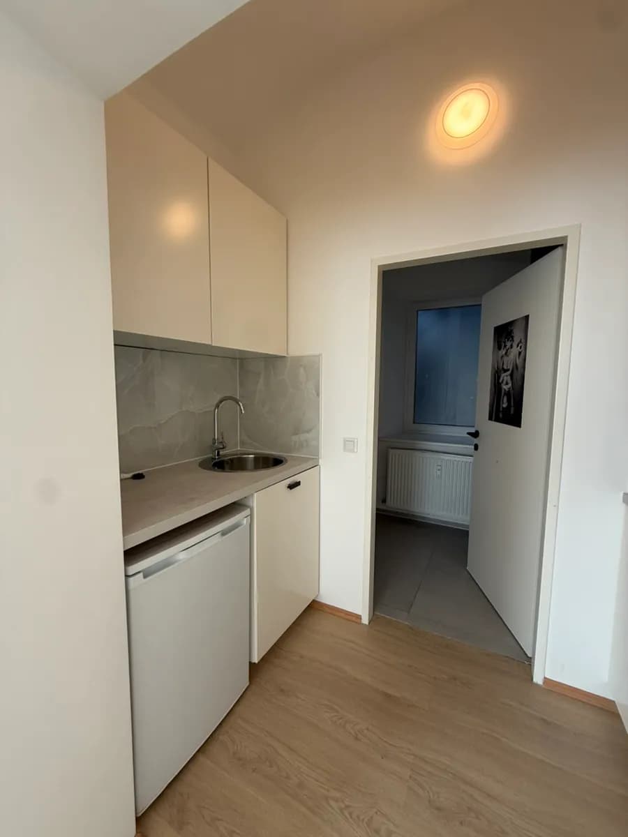 1-Zimmer-Wohnung mieten in Klagenfurt – 30 m², € 600 – Bild 5 von 9
