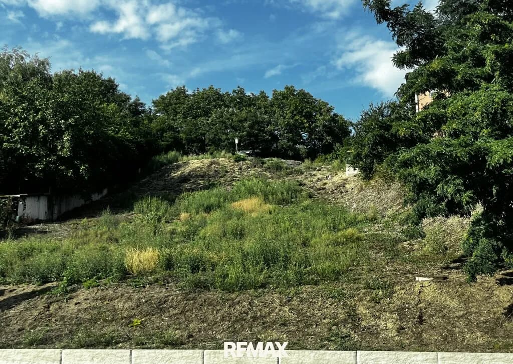 Grundstück kaufen in Grieskirchen – 1 312 m², € 129.000