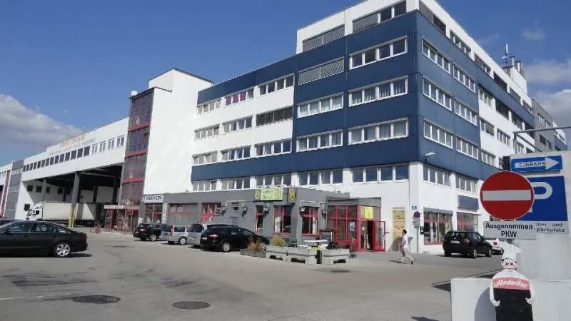 Gewerbeimmobilie mieten in Mödling – 200 m², € 2.495