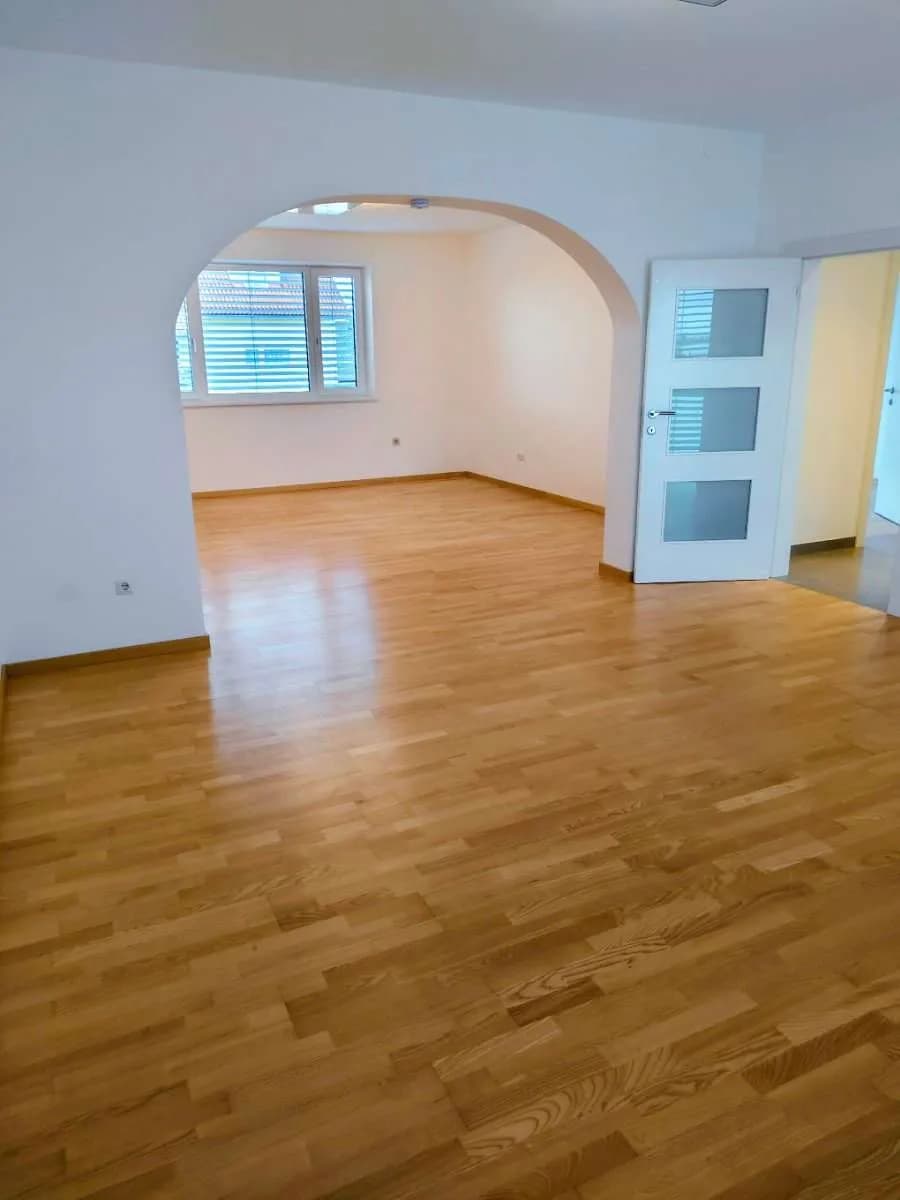 3-Zimmer-Wohnung mieten in Linz Land – 97 m², € 970 – Bild 3 von 12
