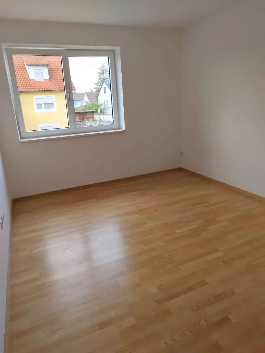 3-Zimmer-Wohnung mieten in Linz Land – 97 m², € 970 – Bild 7 von 12