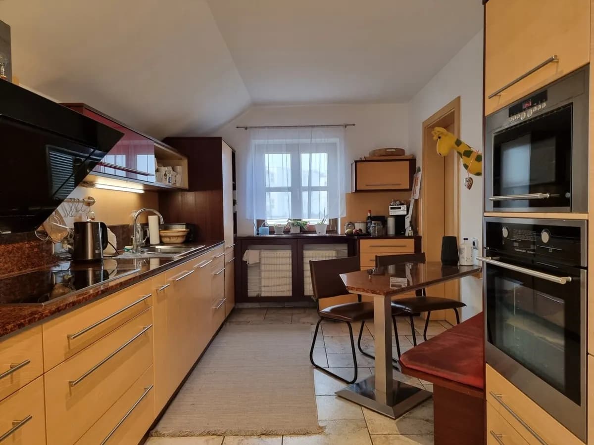 6-Zimmer-Haus kaufen in Perg – 172 m², € 380.000 – Bild 8 von 18