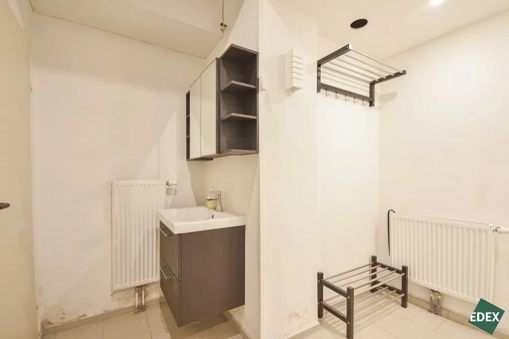 2-Zimmer-Gewerbeimmobilie mieten in Wien – 108 m², € 449 – Bild 7 von 11