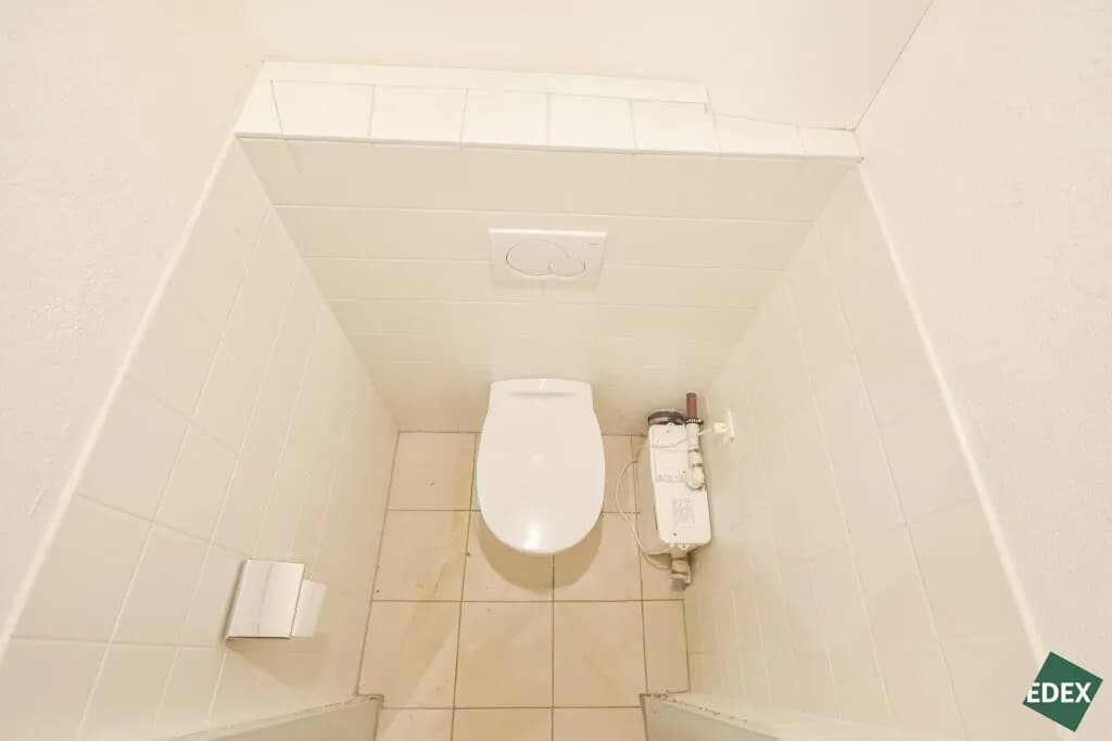 2-Zimmer-Gewerbeimmobilie mieten in Wien – 108 m², € 449 – Bild 8 von 11