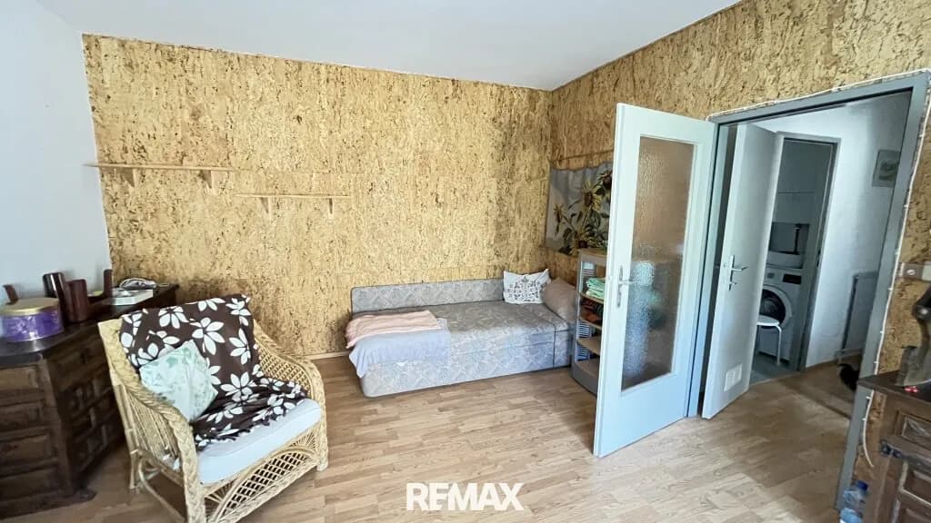 1-Zimmer-Wohnung kaufen in Neunkirchen – 46 m², € 110.000 – Bild 5 von 12