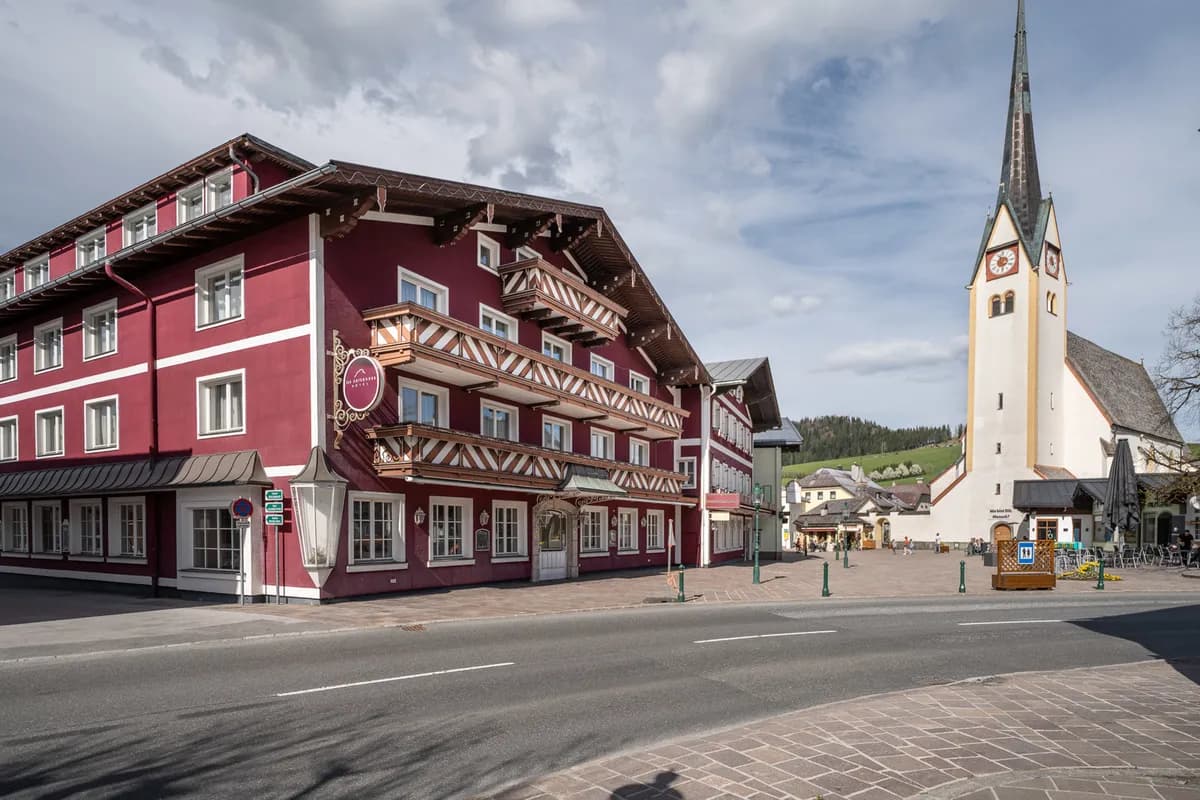 Gewerbeimmobilie kaufen in Hallein – 3 600 m², € 2.700.000 – Bild 3 von 10